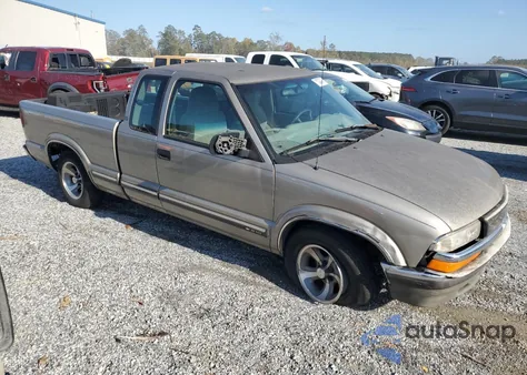 2000 Chevrolet S Truck S10 z USA, uszkodzony, nr VIN 1GCCS1950Y8255403